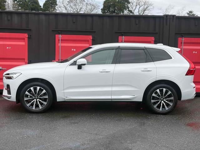 ＸＣ６０ アルティメット　Ｂ５　ＡＷＤ　ＡｐｐｌｅＣａｒＰｌａｙ　サンルーフ　ハーマンカードンサウンド　アダプティブクルーズ　白レザーシート　シートヒーター・エアコン　ステアリングヒーター　純正ナビ　ＥＴＣ　Ｂｌｕｅｔｏｏｔｈ　全方位カメラ（5枚目）