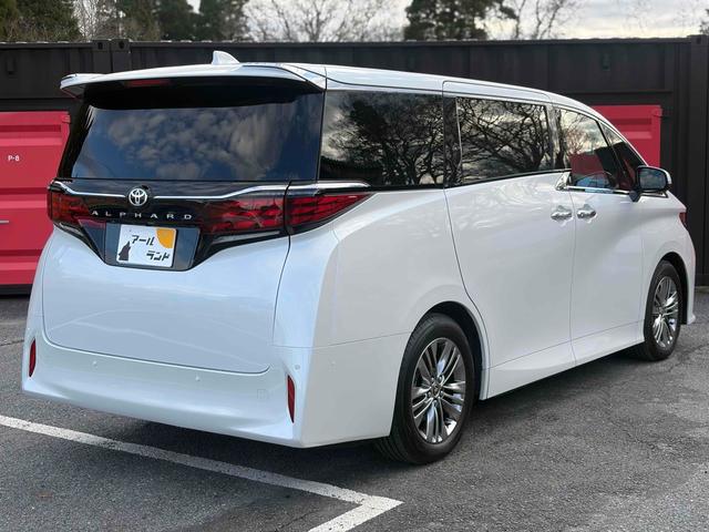 アルファード Ｚ　ユニバーサルステップ　ツインムーンルーフ　パノラマミックビューモニター　ミラーモニタ　トヨタチームメイト　アドバンストパーク　パーキングサポートブレーキ　ヘッドアップディスプレイ　１３．２後席モニター（2枚目）