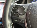 自ら操るハンドル!ドライバーの生命線です。目線を大きくそらすことなくボタンの操作を行うことができるので、安全にも配慮できますね。