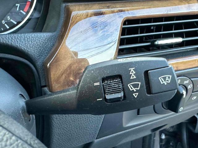 ３シリーズ ３２０ｉ　ＥＴＣ　ナビ　ＴＶ　アルミホイール　オートライト　スマートキー　ＣＶＴ　電動リアゲート　ＣＤ　ミュージックプレイヤー接続可　エアコン（39枚目）