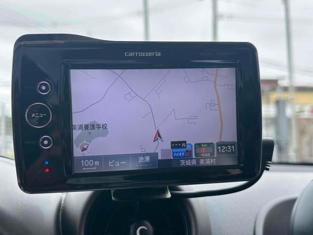 ＭＩＮＩ ワン　クロスオーバー　ＥＴＣ　ナビ　アルミホイール　キーレスエントリー　ＡＴ　盗難防止システム　ＡＢＳ　ＥＳＣ　ＣＤ　エアコン　パワーステアリング　パワーウィンドウ　取扱説明書有り　ワンオーナー車　禁煙車（11枚目）