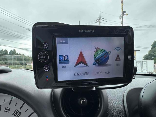 ＭＩＮＩ ワン　クロスオーバー　ＥＴＣ　ナビ　アルミホイール　キーレスエントリー　ＡＴ　盗難防止システム　ＡＢＳ　ＥＳＣ　ＣＤ　エアコン　パワーステアリング　パワーウィンドウ　取扱説明書有り　ワンオーナー車　禁煙車（12枚目）