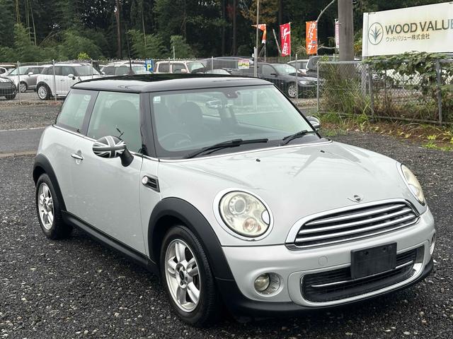 ＭＩＮＩ クーパー　ＥＴＣ　アルミホイール　オートライト　キーレスエントリー　ＡＴ　ＥＳＣ　ＣＤ　エアコン　パワーステアリング（2枚目）