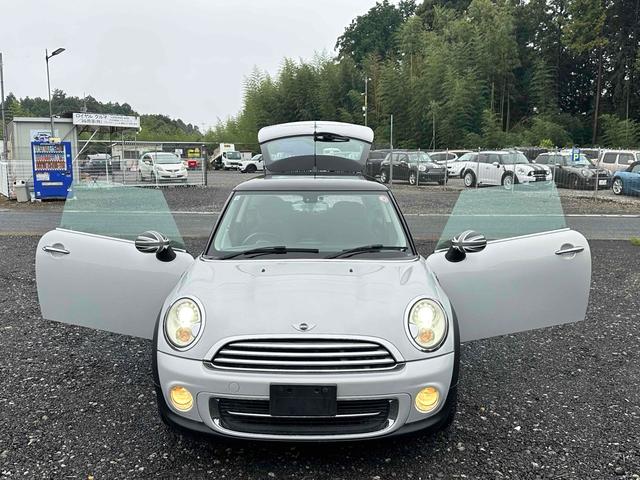 ＭＩＮＩ クーパー　ＥＴＣ　アルミホイール　オートライト　キーレスエントリー　ＡＴ　ＥＳＣ　ＣＤ　エアコン　パワーステアリング（3枚目）