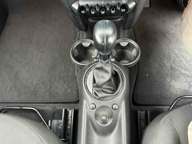 ＭＩＮＩ クーパー　ＥＴＣ　アルミホイール　オートライト　キーレスエントリー　ＡＴ　ＥＳＣ　ＣＤ　エアコン　パワーステアリング（23枚目）