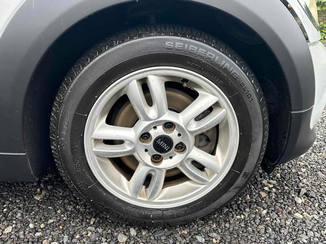 ＭＩＮＩ クーパー　ＥＴＣ　アルミホイール　オートライト　キーレスエントリー　ＡＴ　ＥＳＣ　ＣＤ　エアコン　パワーステアリング（25枚目）