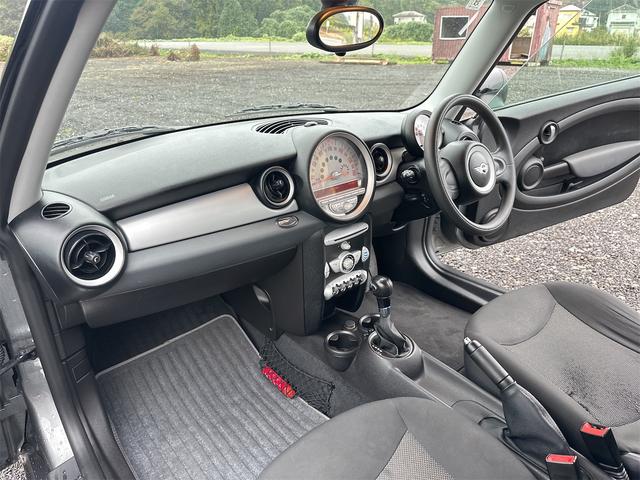 ＭＩＮＩ ワン　アルミホイール　キーレスエントリー　ＡＴ　盗難防止システム　ＡＢＳ　ＣＤ　エアコン　パワーステアリング　パワーウィンドウ　運転席エアバッグ（9枚目）