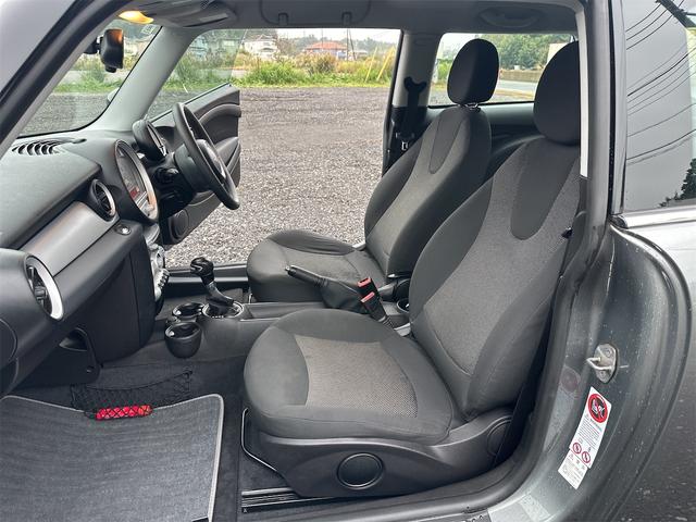 ＭＩＮＩ ワン　アルミホイール　キーレスエントリー　ＡＴ　盗難防止システム　ＡＢＳ　ＣＤ　エアコン　パワーステアリング　パワーウィンドウ　運転席エアバッグ（11枚目）