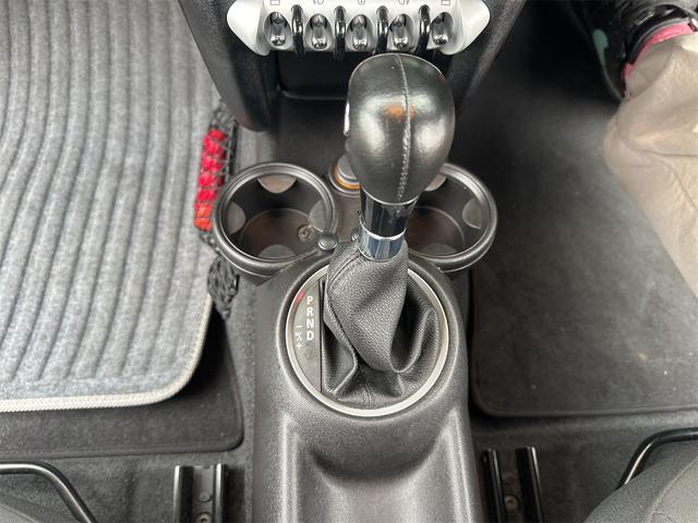 ＭＩＮＩ ワン　アルミホイール　キーレスエントリー　ＡＴ　盗難防止システム　ＡＢＳ　ＣＤ　エアコン　パワーステアリング　パワーウィンドウ　運転席エアバッグ（18枚目）