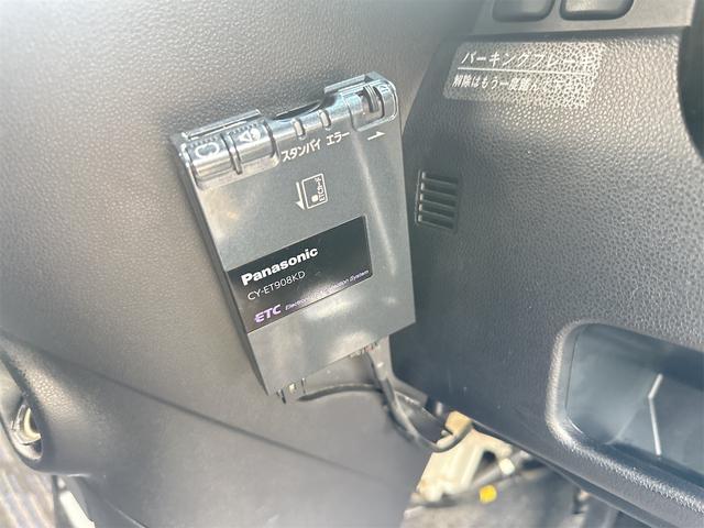 ムーヴ カスタム　Ｒ　ＥＴＣ　スマートキー　電動格納ミラー　ベンチシート　ＣＶＴ　ＣＤ　アルミホイール　エアコン　パワーステアリング　パワーウィンドウ（17枚目）