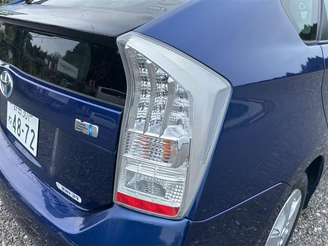 プリウス Ｓ　ＥＴＣ　バックカメラ　ナビ　ＴＶ　アルミホイール　ワンオーナー車　ＣＶＴ　スマートキー　電動格納ミラー　ＣＤ　ＤＶＤ再生　ミュージックプレイヤー接続可　Ｂｌｕｅｔｏｏｔｈ　エアコン　パワーステアリング（47枚目）