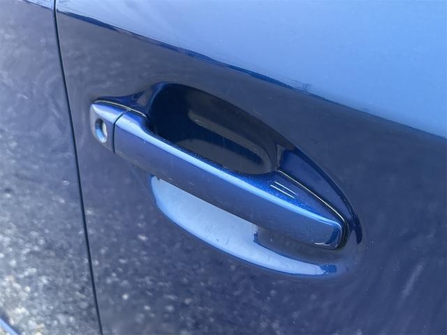 プリウス Ｓ　ＥＴＣ　バックカメラ　ナビ　ＴＶ　アルミホイール　ワンオーナー車　ＣＶＴ　スマートキー　電動格納ミラー　ＣＤ　ＤＶＤ再生　ミュージックプレイヤー接続可　Ｂｌｕｅｔｏｏｔｈ　エアコン　パワーステアリング（48枚目）