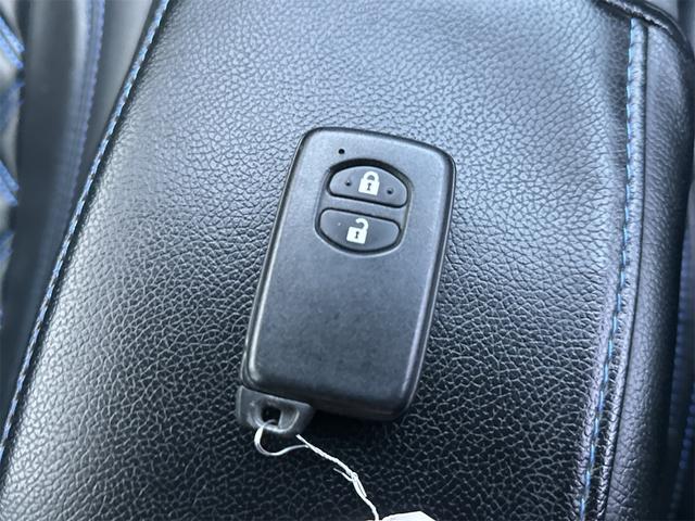 プリウス Ｓ　ＥＴＣ　バックカメラ　ナビ　ＴＶ　アルミホイール　ワンオーナー車　ＣＶＴ　スマートキー　電動格納ミラー　ＣＤ　ＤＶＤ再生　ミュージックプレイヤー接続可　Ｂｌｕｅｔｏｏｔｈ　エアコン　パワーステアリング（49枚目）