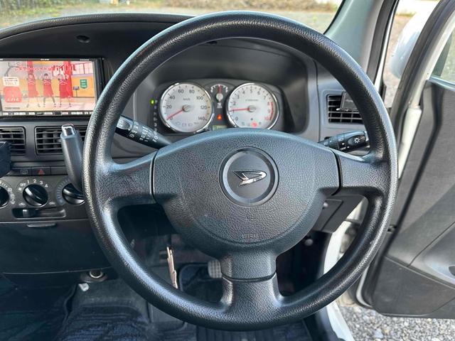 ムーヴ カスタム　Ｘ　ＥＴＣ　ナビ　ＴＶ　キーレスエントリー　電動格納ミラー　ベンチシート　ＡＴ　ＣＤ　アルミホイール　エアコン　パワーステアリング　パワーウィンドウ（7枚目）