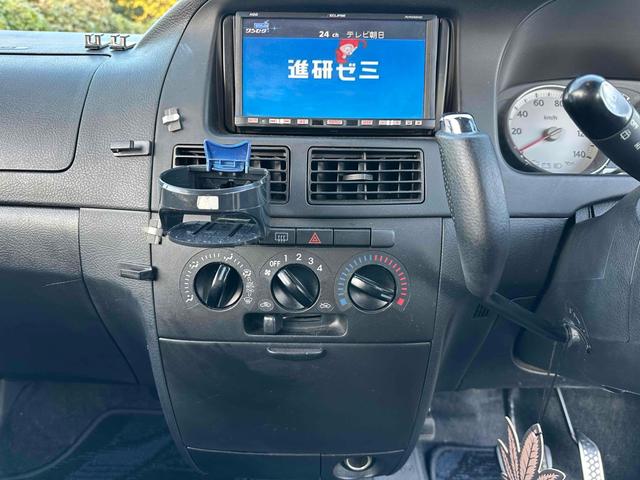 ムーヴ カスタム　Ｘ　ＥＴＣ　ナビ　ＴＶ　キーレスエントリー　電動格納ミラー　ベンチシート　ＡＴ　ＣＤ　アルミホイール　エアコン　パワーステアリング　パワーウィンドウ（11枚目）