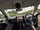 毎回座るフロントシート。運転席は必ず使用する部分ですので、座り心地が重要です!