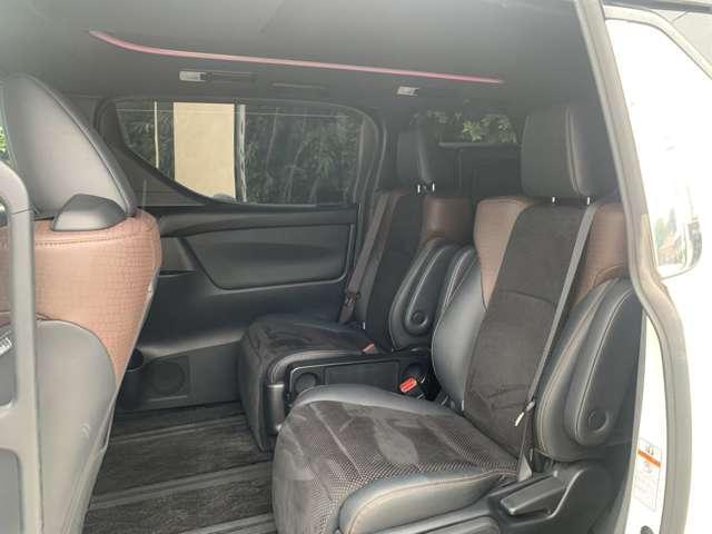 アルファード ２．５Ｓ　Ａパッケージ　タイプブラック　ＴＶ　ナビ　ＥＴＣ　電動スライドドア　ハーフレザーシート（9枚目）