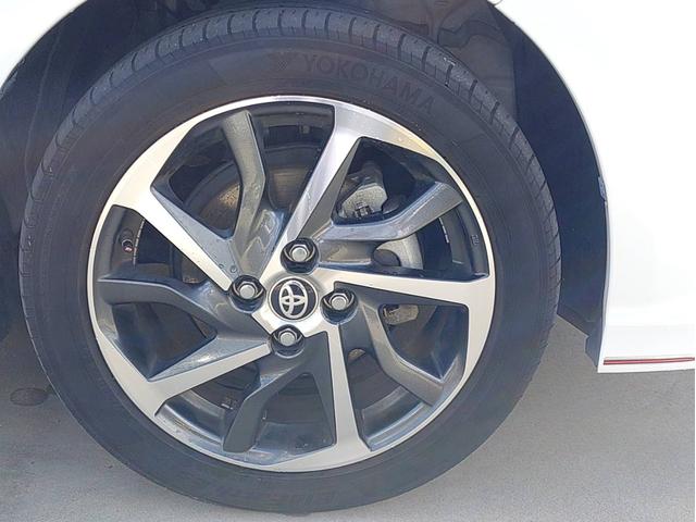 ヴィッツ ハイブリッドGRスポーツ ナビ・ETC2.0・フルセグTV・ヒートシーター付(6枚目)