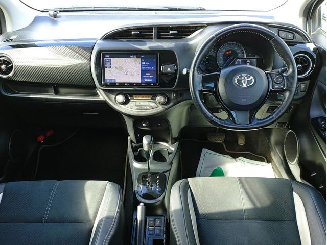 ヴィッツ ハイブリッドGRスポーツ ナビ・ETC2.0・フルセグTV・ヒートシーター付(22枚目)