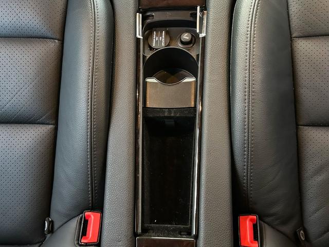 パナメーラ Ｓ　Ｅ－ハイブリッド　Ｓ　Ｅ－ハイブリッド（４名）　Ｖ６　スーパーチャージャー　３．０Ｌ　８速　ナビ　ＥＴＣ　バックカメラ　Ｂｌｕｅｔｏｏｔｈ　ＬＥＤ　クリアランスソナー　アルミホイール（77枚目）