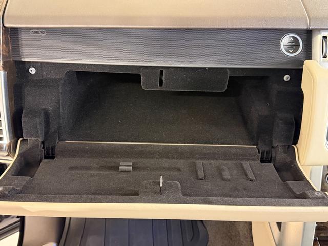 レンジローバーヴォーグ 5.0 V8 スーパーチャージド(61枚目)