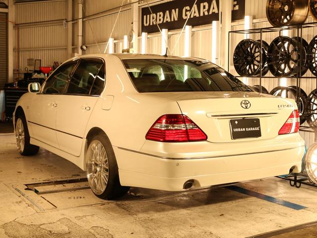 セルシオ Ｃ仕様　Ｆパッケージ（5枚目）