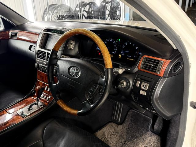 セルシオ Ｃ仕様　Ｆパッケージ（24枚目）