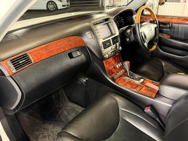 セルシオ Ｃ仕様　Ｆパッケージ（52枚目）