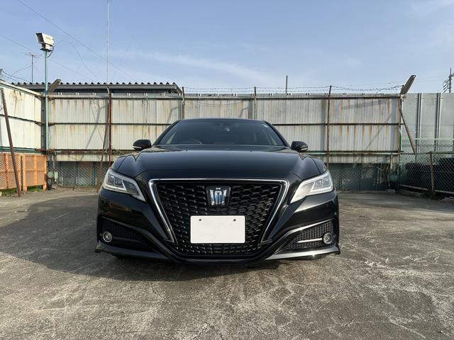 クラウンハイブリッド Ｇ－エグゼクティブ　純正ＯＰサンルーフ　黒革シート　独立エアコン　シートヒーター、ベンチレーション　パノラマビューモニター　Ｂｌｕｅｔｏｏｔｈ　レーダークルーズコントロール　ブラインドスポットモニター　イージークローザー（2枚目）