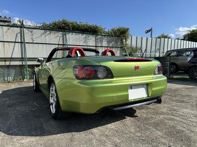 Ｓ２０００ ベースグレード　ライムグリーンメタリック　純６ＭＴ　電動ソフトトップ　トルセンＬＳＤ　ｓｐｏｏｎモノコックキャリパー　ｓｐｏｏｎラジエーターホース　ｓｐａｒｃｏシフトノブ　赤革シート＆レッドインテリア　ＥＴＣ（22枚目）
