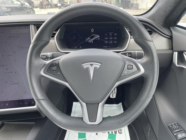 モデルS P100D ルーディクラス フルセルフドライビングケイパビリティ ハイビジビリティガラスルーフ ホワイトテスラプレミアムシート エアサスペンション 全周囲ビューカメラ オートパイロット ディーラー記録簿(9枚目)