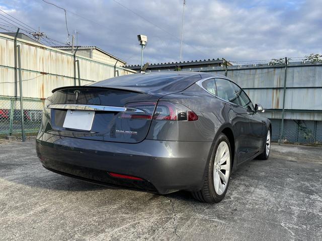 モデルS P100D ルーディクラス フルセルフドライビングケイパビリティ ハイビジビリティガラスルーフ ホワイトテスラプレミアムシート エアサスペンション 全周囲ビューカメラ オートパイロット ディーラー記録簿(20枚目)