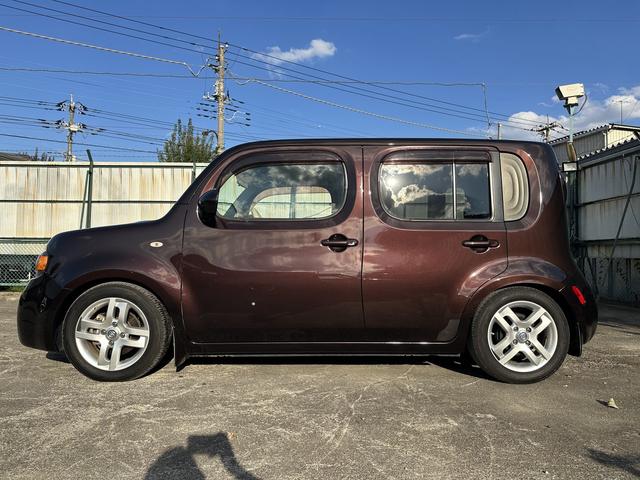 キューブ ベースグレード　左ハンドル　オートチェック有　カロッツェリアオーディオ　Ｂｌｕｅｔｏｏｔｈ　ＥＴＣ（3枚目）