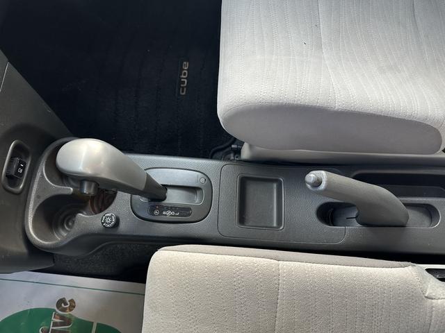 キューブ ベースグレード　左ハンドル　オートチェック有　カロッツェリアオーディオ　Ｂｌｕｅｔｏｏｔｈ　ＥＴＣ（14枚目）