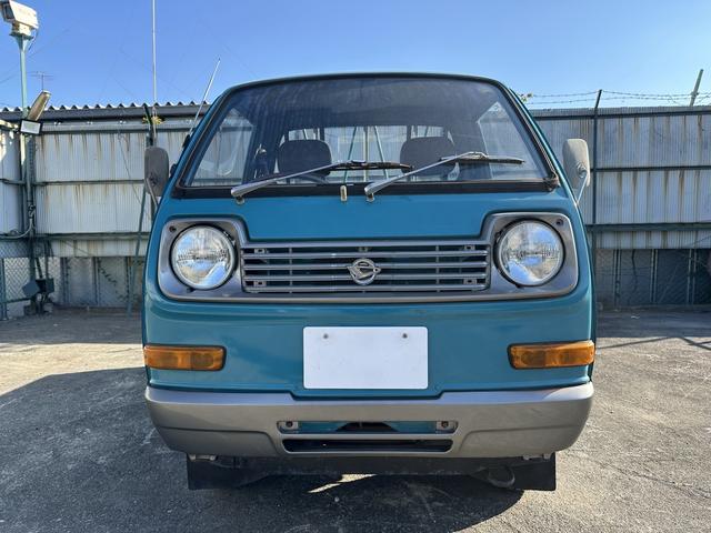 ハイゼットトラック 2代目 純4MT 2ストロークエンジン 荷台3面オープン(2枚目)