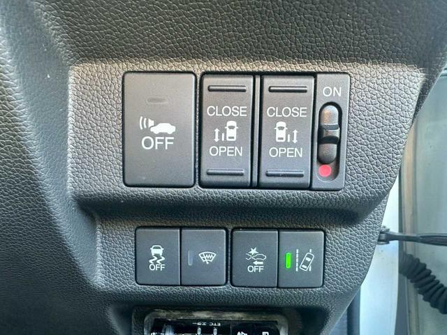 フリードハイブリッド ハイブリッド・Gホンダセンシング 純正9インチナビ フルセグTV バックモニター ETC 両側電動スライドドア ホンダセンシング シートヒーター 4WD(11枚目)