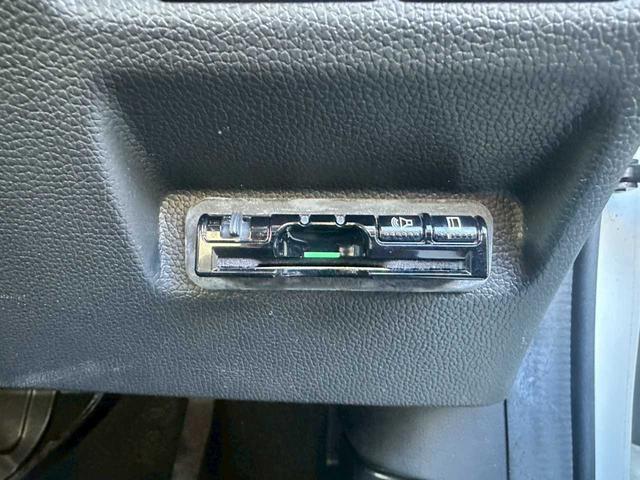 フリードハイブリッド ハイブリッド・Gホンダセンシング 純正9インチナビ フルセグTV バックモニター ETC 両側電動スライドドア ホンダセンシング シートヒーター 4WD(12枚目)