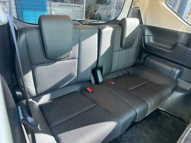 フリードハイブリッド ハイブリッド・Gホンダセンシング 純正9インチナビ フルセグTV バックモニター ETC 両側電動スライドドア ホンダセンシング シートヒーター 4WD(21枚目)