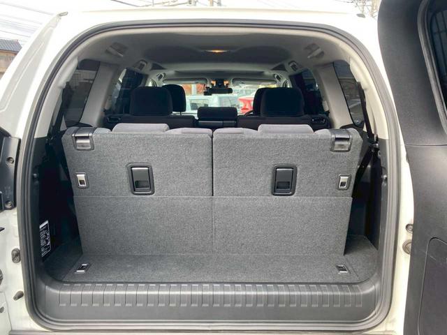 ランドクルーザープラド ＴＸ　純正９インチナビ　サンルーフ　７人乗　フルセグＴＶ　バックモニター　ＥＴＣ２．０　ドライブレコーダー（17枚目）