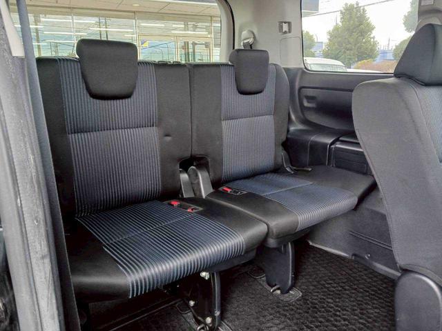 ヴォクシー ＺＳ　煌　純正９インチナビ　フルセグＴＶ　バックモニター　ＥＴＣ　両側電動スライドドア　８人乗（16枚目）