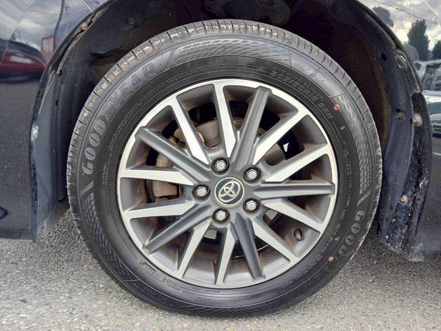 ヴォクシー ＺＳ　煌　純正９インチナビ　フルセグＴＶ　バックモニター　ＥＴＣ　両側電動スライドドア　８人乗（20枚目）