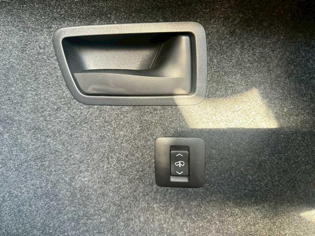 ＲＸ ＲＸ４５０ｈ　バージョンＬ　純正ナビ　フルセグＴＶ　バックモニター　ＥＴＣ　純正１９インチＡＷ（26枚目）