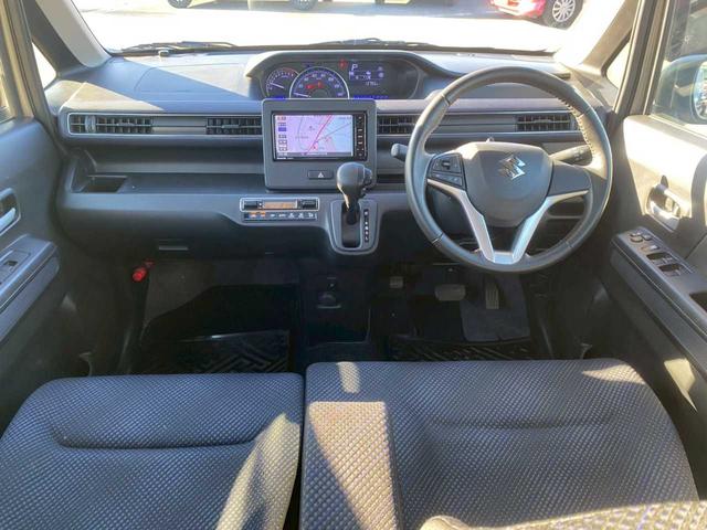 ワゴンＲ ハイブリッドＦＸ　純正ナビ　全周囲カメラ　フルセグＴＶ　ＥＴＣ　シートヒーター（5枚目）