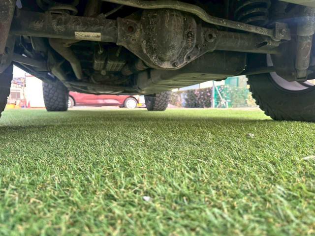 ジープ・ラングラーアンリミテッド ７０ｔｈアニバーサリーエディション　社外ナビ　フルセグＴＶ　バックモニター　ＥＴＣ　社外１８インチＡＷ　ブロックタイヤ（19枚目）