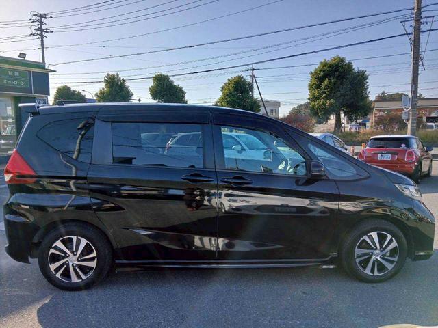 フリード G・ホンダセンシング 純正ナビ バックモニター TV ETC 両側電動スライドドア ドライブレコーダー ホンダセンシング(4枚目)