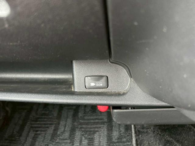 ハイエースバン ロングスーパーGL 社外ナビ フルセグTV バックモニター デジタルインナーミラー(18枚目)