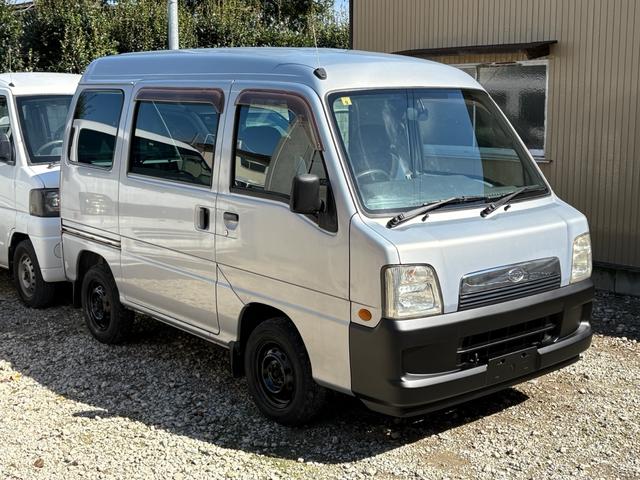サンバーバン ディアス　２ＷＤ、オートマ、キーレス、ディアスバン、パワーウィンドウ（10枚目）
