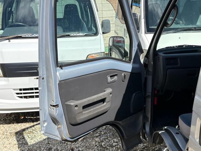 サンバーバン ディアス　２ＷＤ、オートマ、キーレス、ディアスバン、パワーウィンドウ（57枚目）
