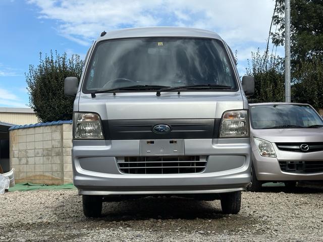 サンバーバン トランスポーター　キーレスキー、集中ロック、タイベル交換済、プライバシーガラス（6枚目）