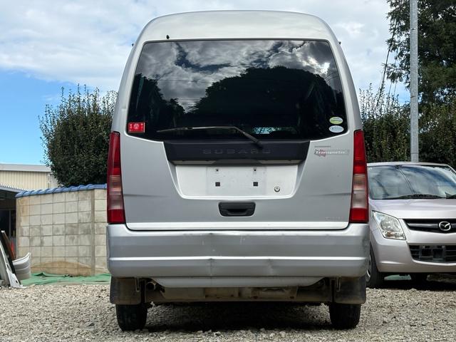 サンバーバン トランスポーター　キーレスキー、集中ロック、タイベル交換済、プライバシーガラス（16枚目）